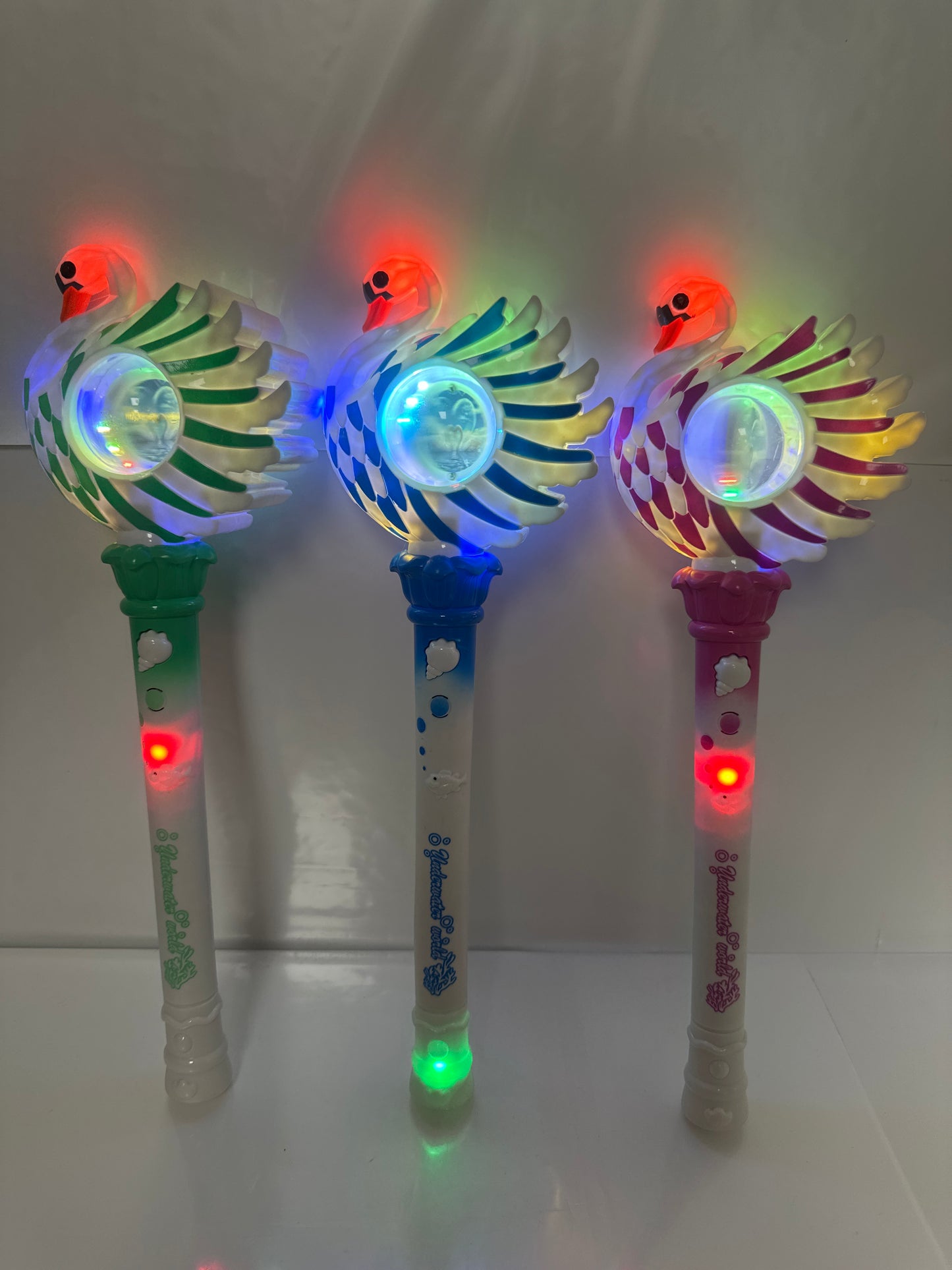 8151 Swan Light up