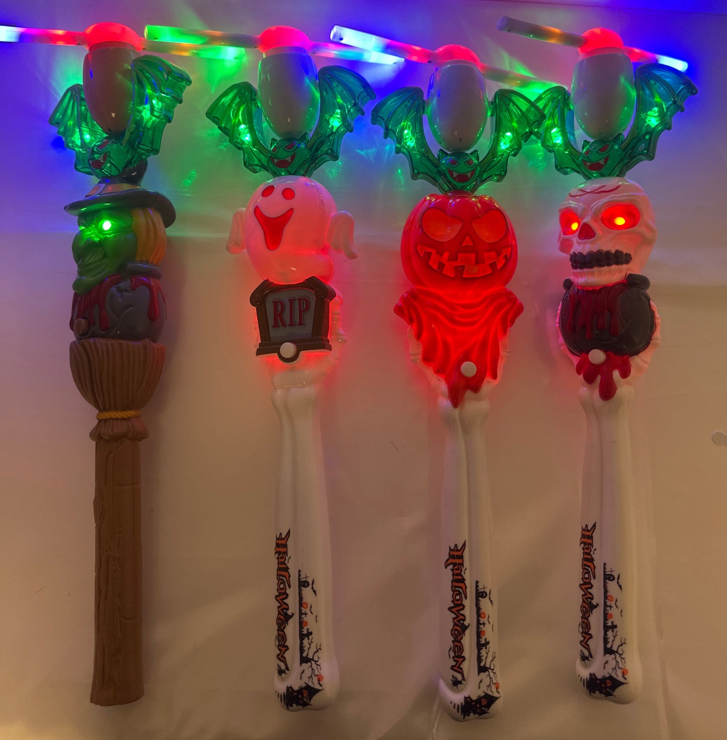 8157 Halloween Spinner(12pc)