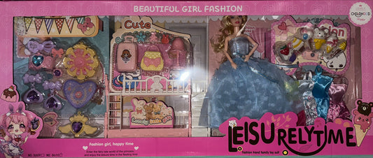 #2527 Leisurely Time Doll