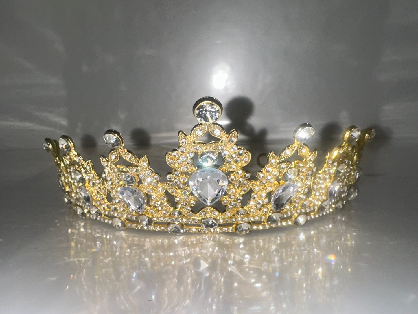#HG-29 Metal Crown